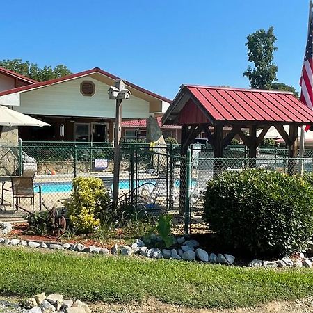 سنتر Bay Springs Country Inn & Marina المظهر الخارجي الصورة