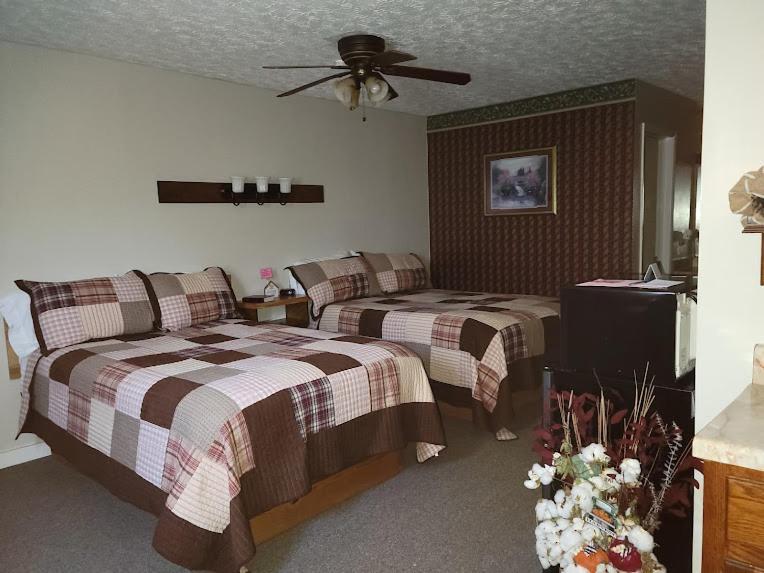 سنتر Bay Springs Country Inn & Marina المظهر الخارجي الصورة
